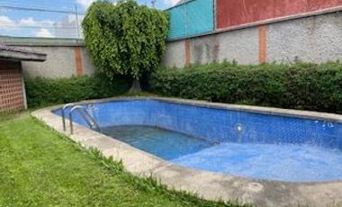 CASA EN VENTA EN ESQUINA EN ESTRELLAS DEL SUR, CON ALBERCA Y 4 RECÁMARAS, ESTUDIO EN PLANTA BAJA, IDEAL PARA FAMILIAS , PUEBLA