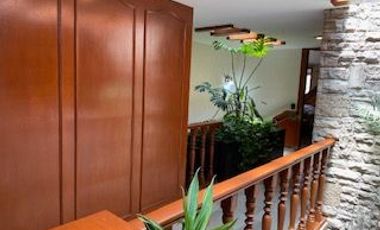 CASA EN VENTA EN ESQUINA EN ESTRELLAS DEL SUR, CON ALBERCA Y 4 RECÁMARAS, ESTUDIO EN PLANTA BAJA, IDEAL PARA FAMILIAS , PUEBLA