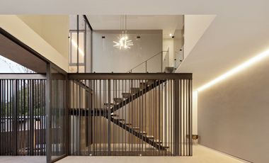CASA EN JURIQUILLA EN VENTA, DENTRO DE FRACCIONAMIENTO LAGO DE JURIQUILLA