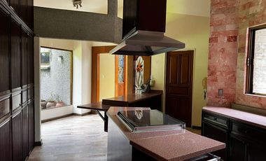 CASA DE 1 PISO EN VENTA  EN ZAVALETA, SANTA CRUZ BUENAVISTA, IDEAL PARA UN ASILO, DEPARTAMENTOS, JARDÍN INMENSO, PUEBLA