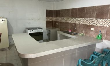 VILLAMIL PLAYAS VENDO CASA ESQUINERA DE UNA PLANTA EN EL CENTRO DE PLAYAS