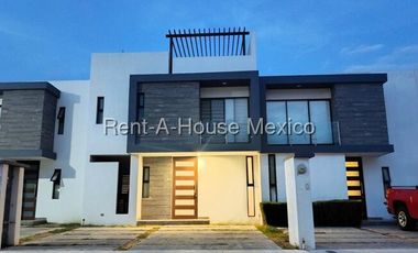 Zibatá, se vende casa cerca de la Universidad Anáhuac. FVR