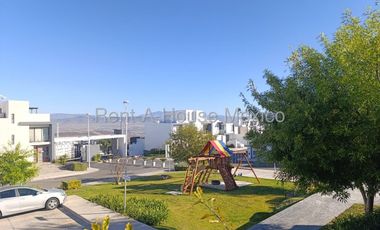 Zibatá, se vende casa cerca de la Universidad Anáhuac. FVR