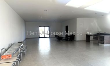 Zibatá, se vende casa cerca de la Universidad Anáhuac. FVR