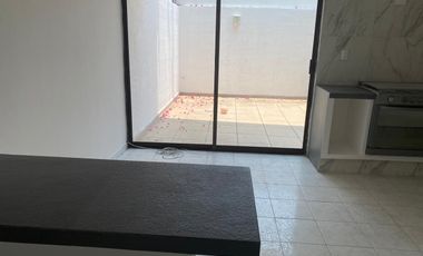 CASA EN RENTA FRACC. JARDINES DE MOCAMBO DEL RÍO, VERACRUZ.