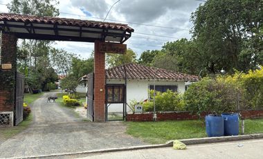 VENDO CASA FINCA EN ROZO AREA 5.500  VALOR $2.600.000.000