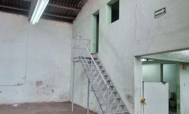 Renta Amplia Bodega Comercial de 1,400m2 en Col. Cuauhtémoc Pensil