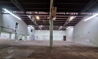 Renta Amplia Bodega Comercial de 1,400m2 en Col. Cuauhtémoc Pensil