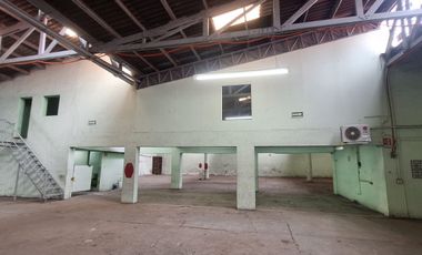 Renta Amplia Bodega Comercial de 1,400m2 en Col. Cuauhtémoc Pensil