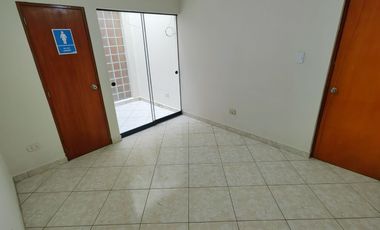 Edificio de 3 Pisos en Alquiler en Zona Estratégica de Ica
