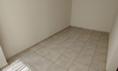 Edificio de 3 Pisos en Alquiler en Zona Estratégica de Ica