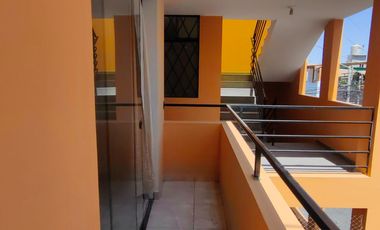 Edificio de 3 Pisos en Alquiler en Zona Estratégica de Ica