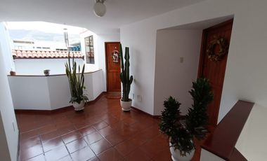 🏡 ¡ALQUILO DEPARTAMENTO CON 3 DORMITORIOS CON VISTA INTERNA DENTRO DE CONDOMINIO
