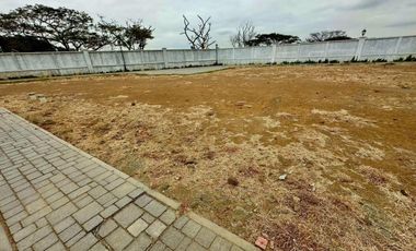 EN VENTA ULTIMOS TERRENOS DISPONIBLES, URB. AIRES NORTE, CERCA A PLAZA BATAN KM. 10 VÌA A SAMBORONDON