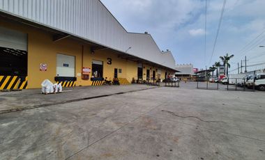 ALQUILER BODEGA VÍA A DAULE, GUAYAQUIL: 3930m² (2 Naves), Andenes, Resistencia 10 Ton/m² + Seguridad