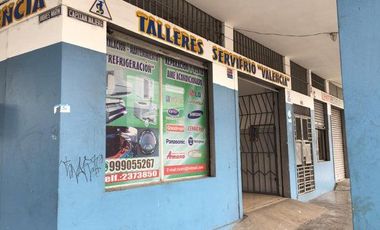 Local comercial esquinero en venta, sector Urdaneta en centro sur