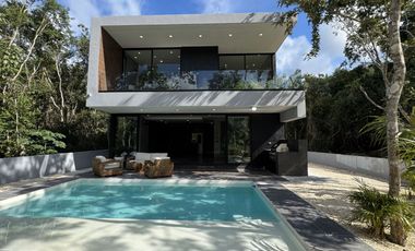 Casa con alberca privada, con club de playa y casa club, en venta, Xpu-Há Tulum