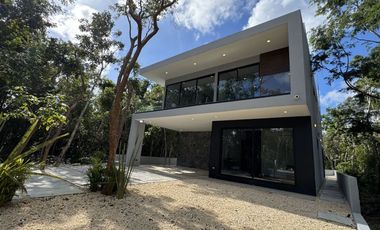 Casa con alberca privada, con club de playa y casa club, en venta, Xpu-Há Tulum
