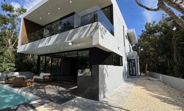 Casa con alberca privada, con club de playa y casa club, en venta, Xpu-Há Tulum
