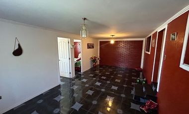 Se Vende Amplia Casa $140.000.000 en Pedro Aguirre Cerda