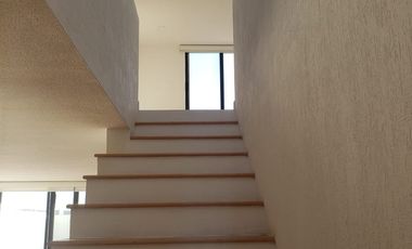 VENTA EN AMARA EN ALTOS JURIQUILLA, QRO. CASA EN CONDOMINIO