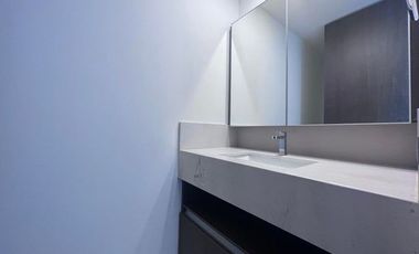 RENTA. Santa Fe Juriquilla - Departamento con 3 recámaras y sala de TV