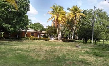 Se Vende Casa Finca  De 6 Hectareas Cerca Monteria Cordoba