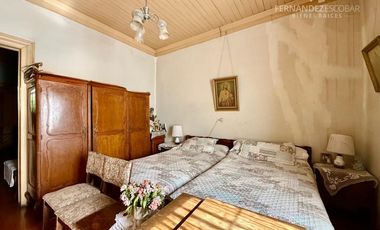 SAN FELIPE - VENDE CASA 6D 2B EN PLENO CENTRO