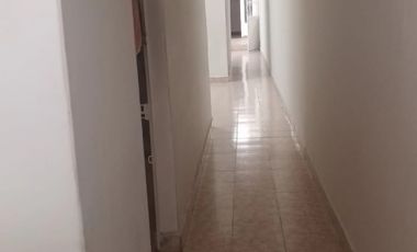 CENTRAL Y AMPLIA CASA 