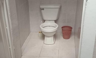 CENTRAL Y AMPLIA CASA 