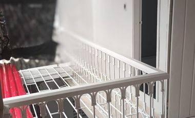 CENTRAL Y AMPLIA CASA 