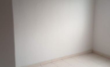 CENTRAL Y AMPLIA CASA 