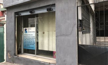 Edificio en Venta, Versalles y Las Casas esquina. Sector Centro Norte