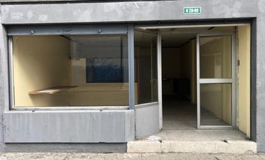 Edificio en Venta, Versalles y Las Casas esquina. Sector Centro Norte