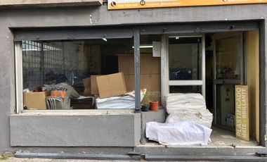 Edificio en Venta, Versalles y Las Casas esquina. Sector Centro Norte