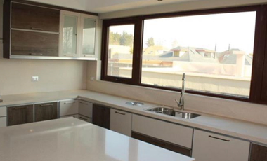 Vendo Departamento de 248 m2 en exclusivo Edificio Don Nicanor ubicado en Loteo los Poetas sector consolidado y privilegiado de la ciudad de Chillán