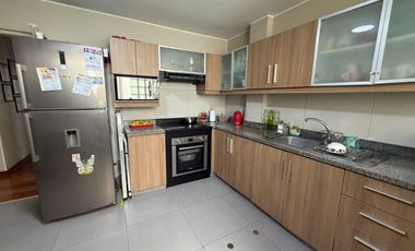 VENDO LINDO DPTO FRENTE A PARQUE MUY CENTRICO