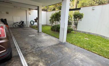 VENDO LINDO DPTO FRENTE A PARQUE MUY CENTRICO