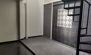 Disewakan Rumah Baru Renovasi Lokasi Citraland SUrabaya Barat