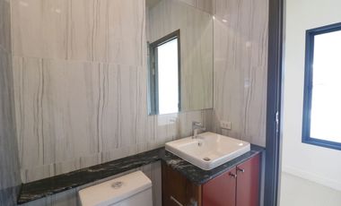 An Affordable, Lovely 3 BRM, 2 Bath Home For Sale In Central Nong Bua Lam Phu City, Thailand