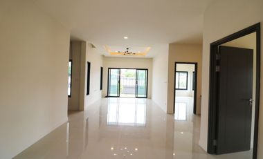An Affordable, Lovely 3 BRM, 2 Bath Home For Sale In Central Nong Bua Lam Phu City, Thailand