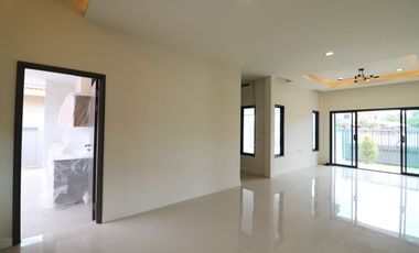 An Affordable, Lovely 3 BRM, 2 Bath Home For Sale In Central Nong Bua Lam Phu City, Thailand
