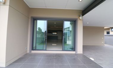 A Desirable 3 Bed, 2 Bath, Corner Block Home For Sale In The City Of Nong Bua Lam Phu, Thailand