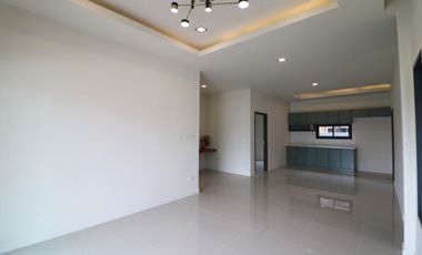 A Desirable 3 Bed, 2 Bath, Corner Block Home For Sale In The City Of Nong Bua Lam Phu, Thailand