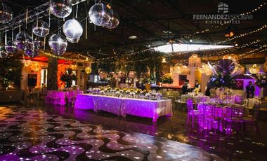 SAN ESTEBAN - VENDE PROPIEDAD CON SALÓN DE EVENTOS Y CASA DE HUESPEDES