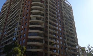 Arriendo Dpto. Dormitorio, baño metro TOESCA