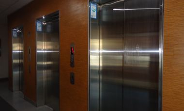 Arriendo Dpto. Dormitorio, baño metro TOESCA