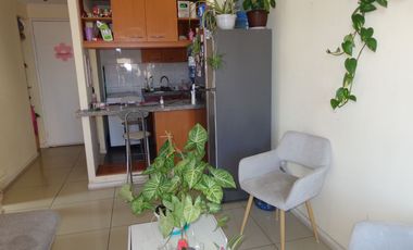 Arriendo Dpto. Dormitorio, baño metro TOESCA