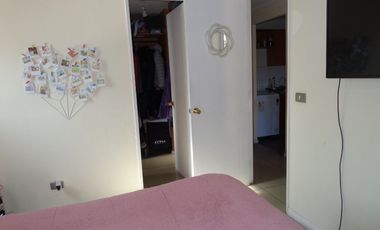 Arriendo Dpto. Dormitorio, baño metro TOESCA