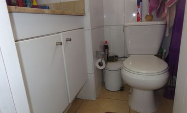 Arriendo Dpto. Dormitorio, baño metro TOESCA